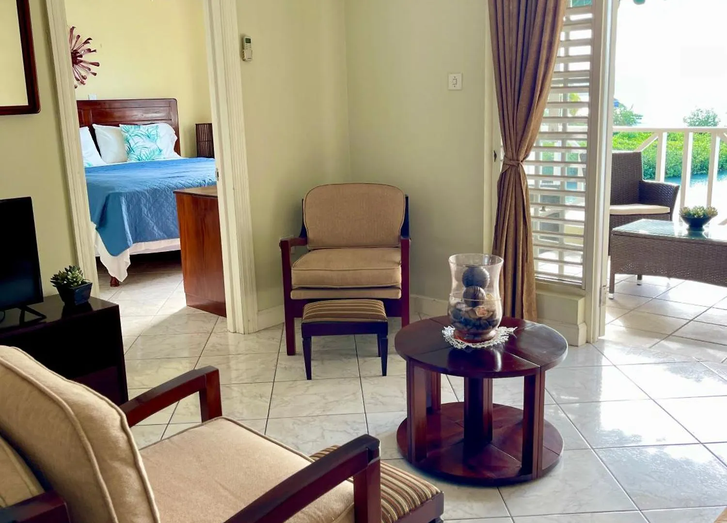 Luxury Apartments And Rooms,The Lagoons Montego Bay Jamaica